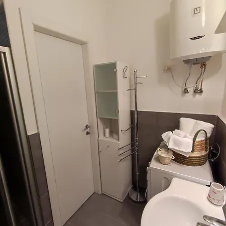 Antonella, App. Vittoria Apartment Tavernerio
