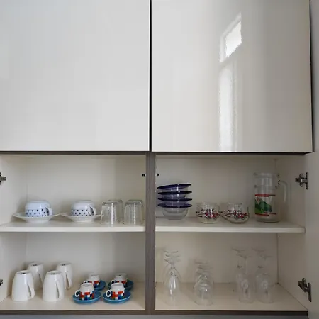 Antonella, App. Vittoria Tavernerio