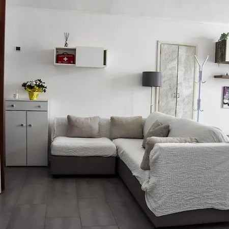 Appartement Antonella, App. Vittoria Tavernerio