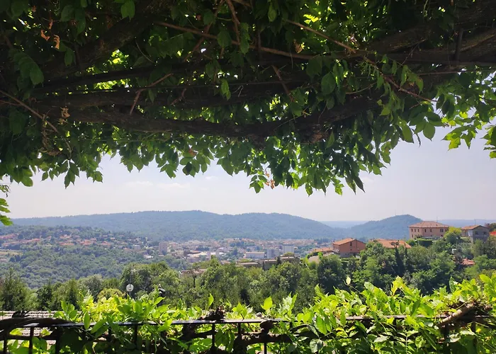 Antonella, App. Vittoria * Tavernerio